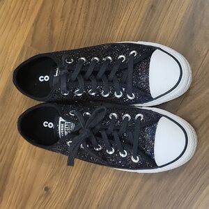 Converse Low Tops, Sparkly!, Size 7, EUC